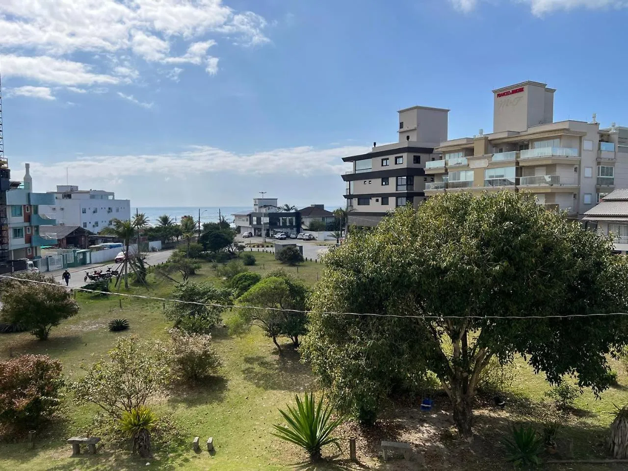 Aprecie Mariscal Nesta Hospedagem A 150 M Do Mar - V4 Bombinhas Brasilien