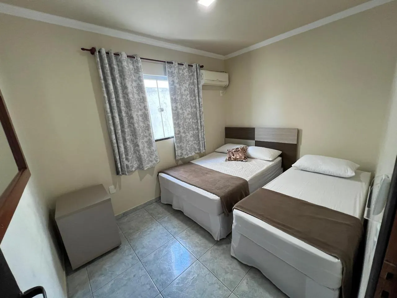 Lejlighed Aprecie Mariscal Nesta Hospedagem A 150 M Do Mar - V4 Bombinhas